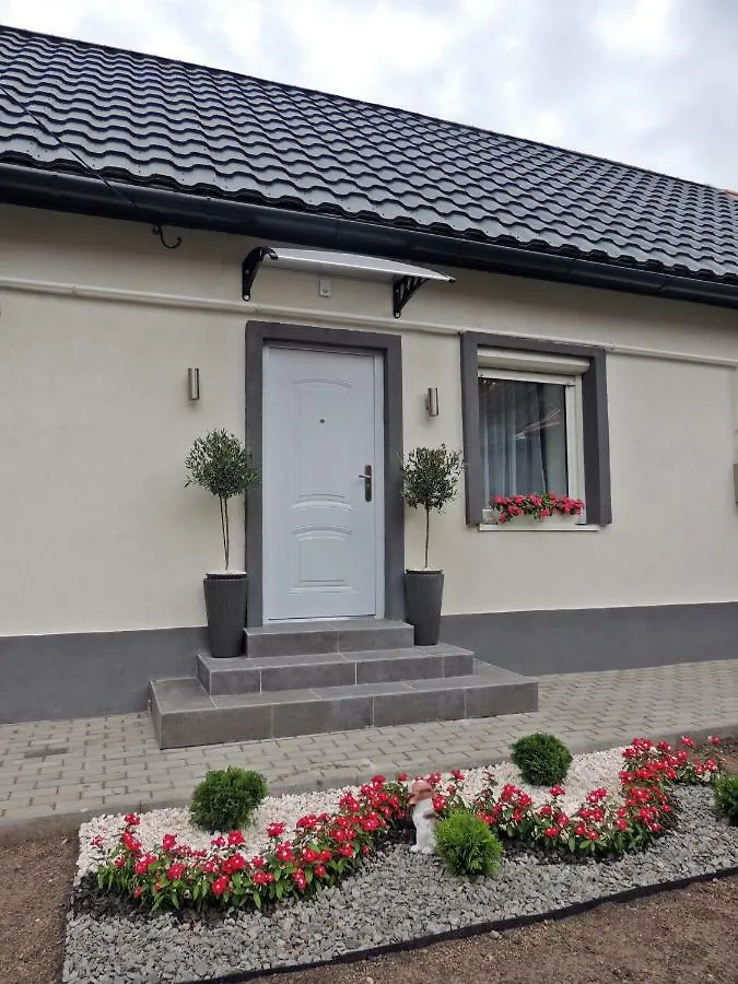Csiky Apartman Apartment Eger